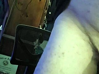 Ezsosa Curvy Pornstar Flashes In Bedroom Exhibition