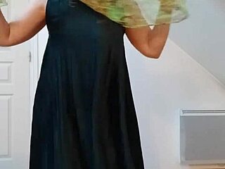 esclave f teases with strip for st patrick