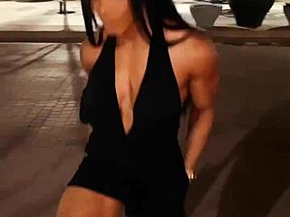 Whoa, check out this erotic hot female muscle babe flexing hard! 💪🔥😍