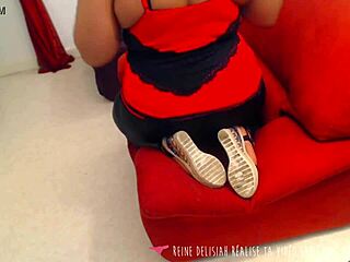 Vends-Ta-Culotte - Joi Domina Française Se Moque De Ta Petite 18+ Bite - Reine Delisiah