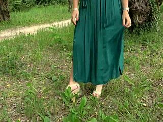 hey check out lexie this 29 year old pet shop seller from gap getting into amateur casting action