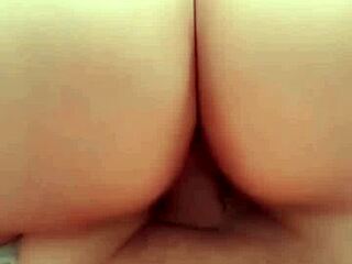 check out this mature milf's big ass getting anal fucked by teen until cum 😈 she didn't notice the filming!