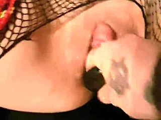 The amateur teen with a fat ass explored fucking a huge plug during her fisting session.