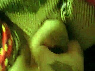 The amateur teen with a fat ass explored fucking a huge plug during her fisting session.