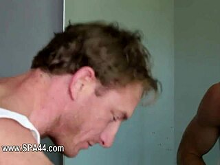 1-Extreme Massage Actions From Voyeur Camera-2015-11-12-06-19-041