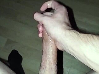 I'm handling my solo masturbation session with huge cock leading to intense orgasm and cum