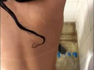 did i really eat my girlfriend's pussy in the shower? homemade sex with lots of cum in mouth