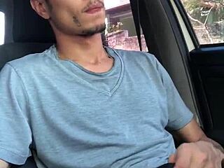 amateurs masturbating in car during daylight