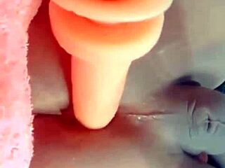 i can't help but feel so wet in my trans cuzinho while playing with dildo toys