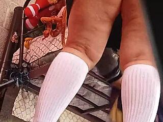 I feel so shocked she didn't notice the hidden upskirt cam