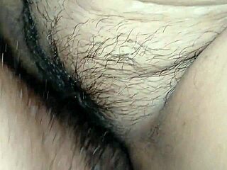 โอ้ย ลูกชายแอบเย็ดแม่กลางคืนแตกในท่าหมา 😈 หูฟังฟังหีแฉะคราง