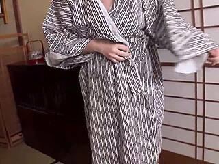 Hot Springs Trip Unleashed With Bouncy Big Tits And Endless Creampie Fun - Hanamori Mirai 1