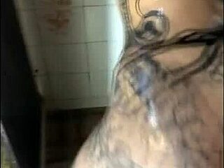 did i really eat my girlfriend's pussy in the shower? homemade sex with lots of cum in mouth