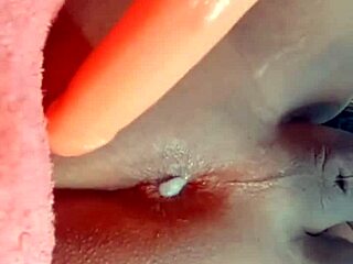 i can't help but feel so wet in my trans cuzinho while playing with dildo toys