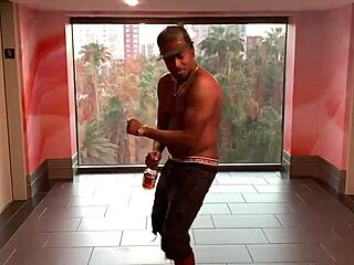 pusshole1 xvideo shows sexy big ass in action with intense focus on details