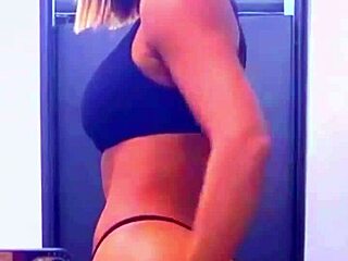 Big Ass Cute Model Slut Shows Off