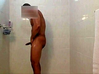 Used Panties Turn Me On So Much In This Close-Up Dutch Exhibitionist Bath Moment With Flashing And Sniffing