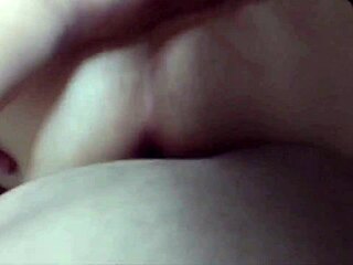 nuevo culito desmadroso y delicioso me encanta el semen en la lengua con esa latina curvy