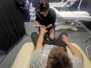 i came for manicure but manicurist took my dick in mouth for blowjob