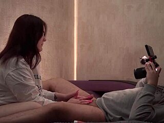 simple handjob session turns into quick fun