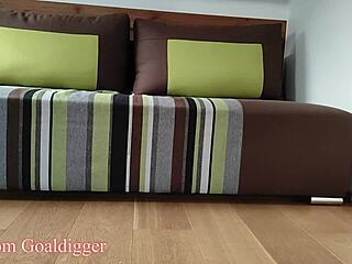 Let's chat about crossed legs and smelly socks worship