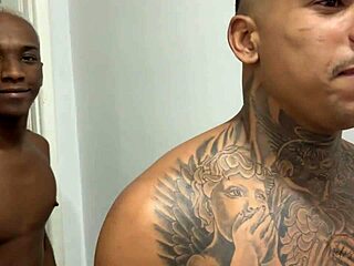 Os meninos estavam brincando de bola e deixaram cair aqui dentro do meu quintal so why not invite them for interracial cuckold blowjob and cum in mouth?