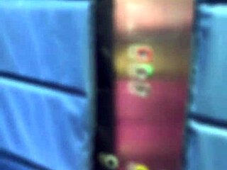 fui treinar na academia com plug anal no cu e fiquei com tesão pra meter rola no cu largo em casa