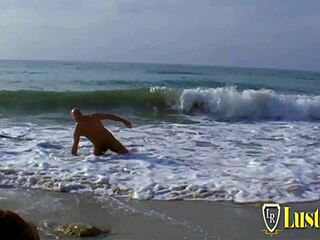 Stranded man with big cock fucks sexy teen Angell hard in ass outdoors