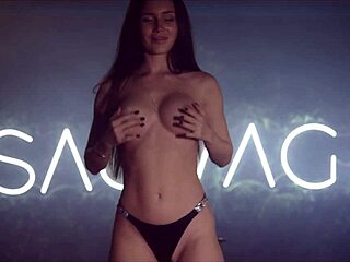 amateur dancers casting for strip club positions 😄