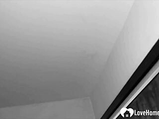 oh man, my big booty russian girlfriend gets that deep pounding from me, clothes ripped off hard