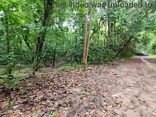 ฉันสาวไทยน่ารัก18+หลงป่าโดนเย็ดคาป่าเลย