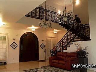 Why take huge BBC for bored cougar at home in deepthroat hardcore action