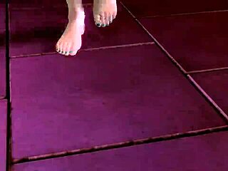 Hatsune Miku & Megurine Luka World End Dancehall