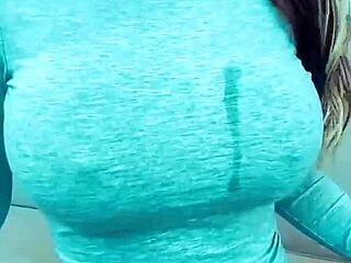 hey bimbos really do have way more fun with fingering