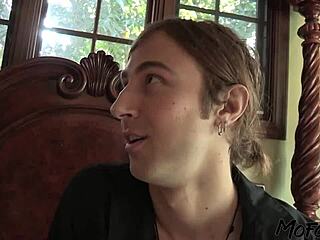 Mofozo com shows blonde Mary receiving a relaxing facial in the scene