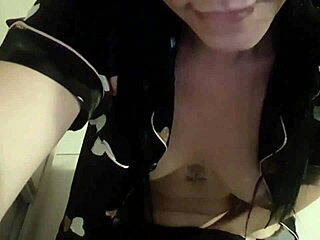 Safada Craves Cock And Wants To Ride A Tasty Dick Rubbing Her Wet Pussy All Over