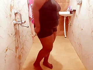 Myanmar Sexy Milf Takes Intriguing Shower Bath