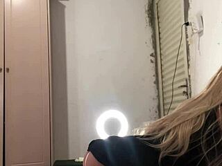 Amateur Brunette Fucks Real Sex Doll in Anal Assfucking with Toys