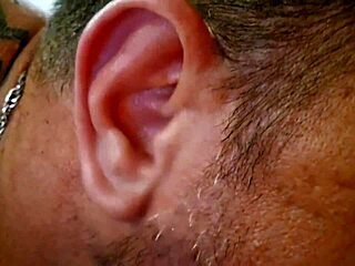 morena loves oral sex and fingering her ass in this hot wife session 😈🔥