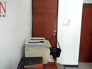 security cam catches stupid secretary scanning boobs and pussy on office mfp 😜