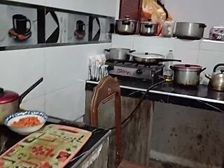 Empleada Del Hogar Waits Without Underwear For Her Boss's Rich Cock To Relieve Stress!