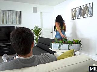 Oh man, I'm like this bored housewife, y'know, feelin' all restless an' stuff...