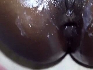 I feel so excited with amateur homemade anal creampie sex filling my big ass.