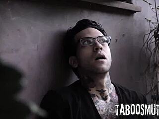 petite blonde teen 18+ hooks up with her pervy neighbor for hardcore cowgirl riding and deepthroat 😈🍑