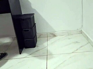 exclusivo, esposa foi pega traindo e virou atriz porn�?