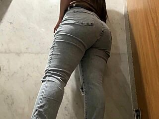 Latina masturbates intensely in public shopping center bathroom