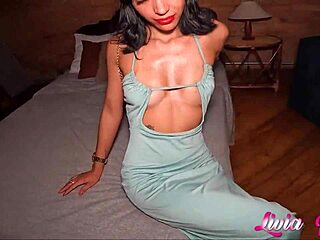 fui para um job e o cliente quis gravar a foda olha so que putaria gostosa trailer 😏🔥