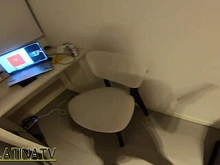 Pendeja ARGENTINA tiene SEXO sin CONDON con un CLIENTE en BUENOS AIRES. First time CREAMPIE in ROUGH casting.