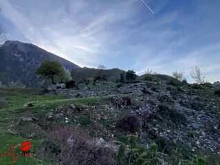 Littlelewdluna Shares Chat Content Featuring Outdoor Hiking Fuck on June 11 2024