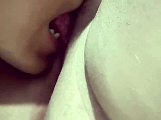 man, licking a mature housewife's pussy feels so damn good at the gym 😏